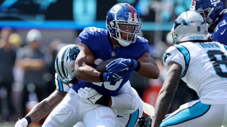 Saquon Barkley Wears Special Nike Air Max Shoes